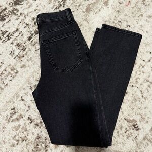 Abercrombie & Fitch The 90s Slim Straight Ultra High Rise